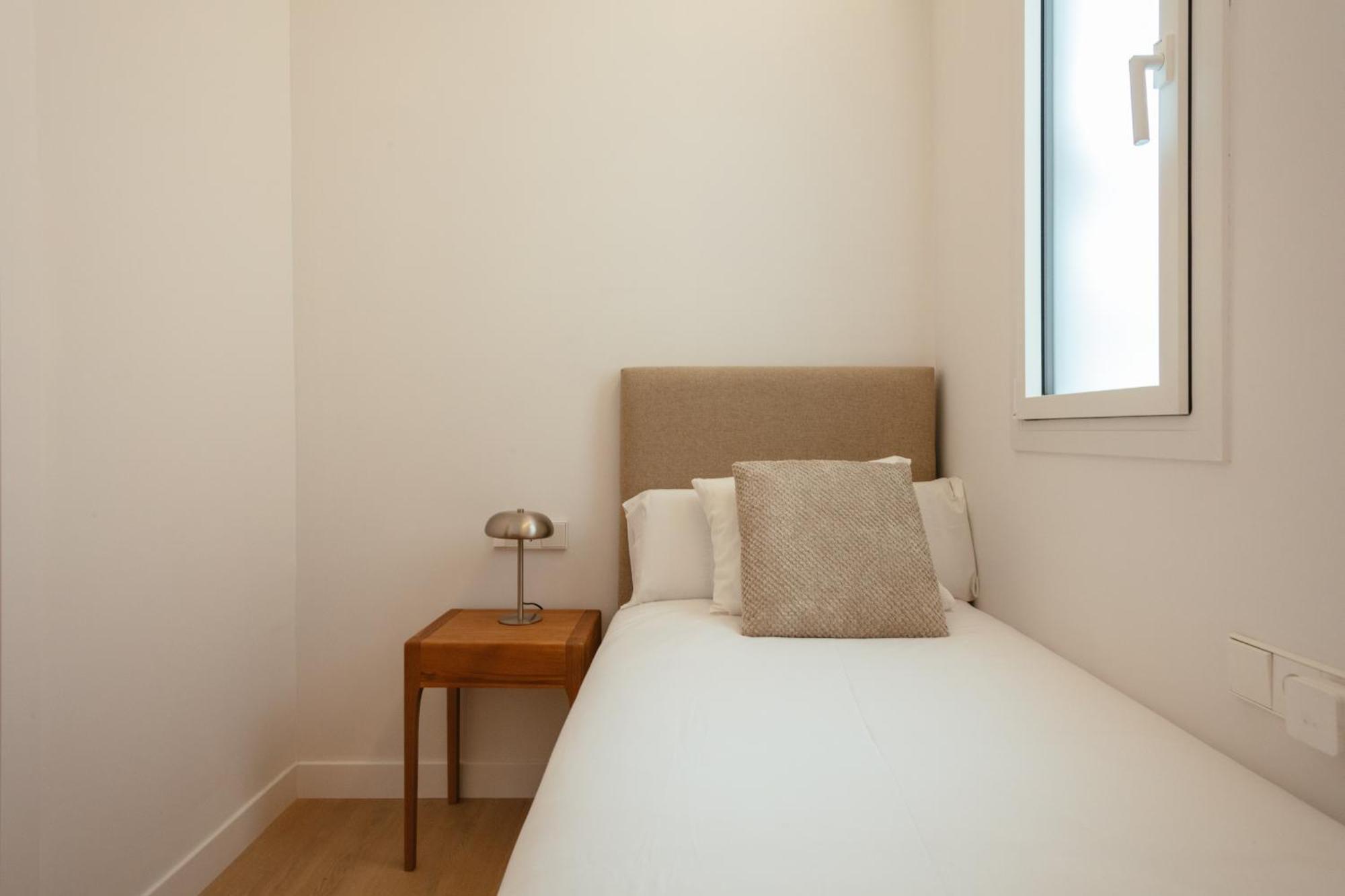 Newly Renovated Stylish Eixample - Great Location Barcellona Esterno foto
