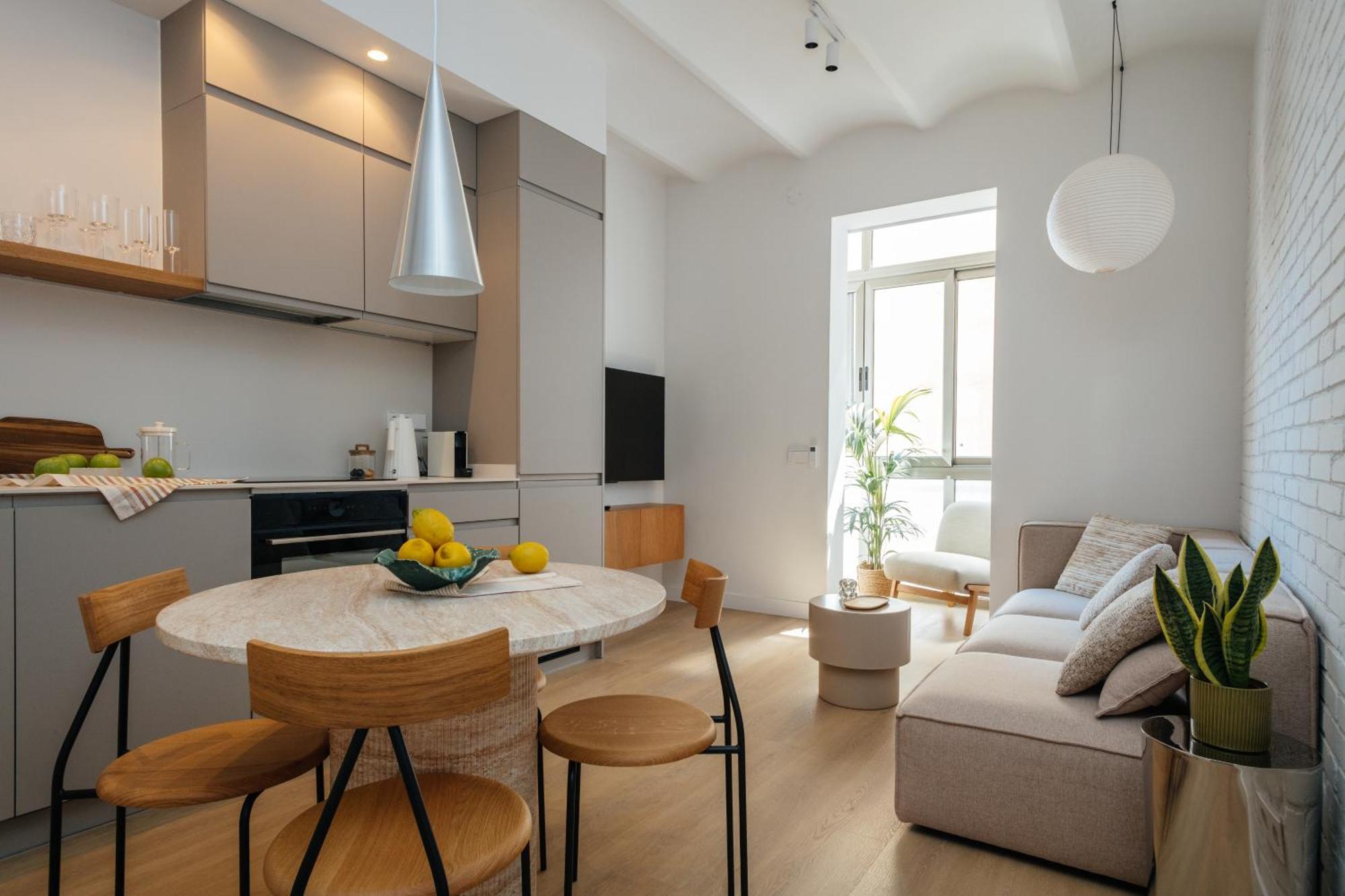 Newly Renovated Stylish Eixample - Great Location Barcellona Esterno foto