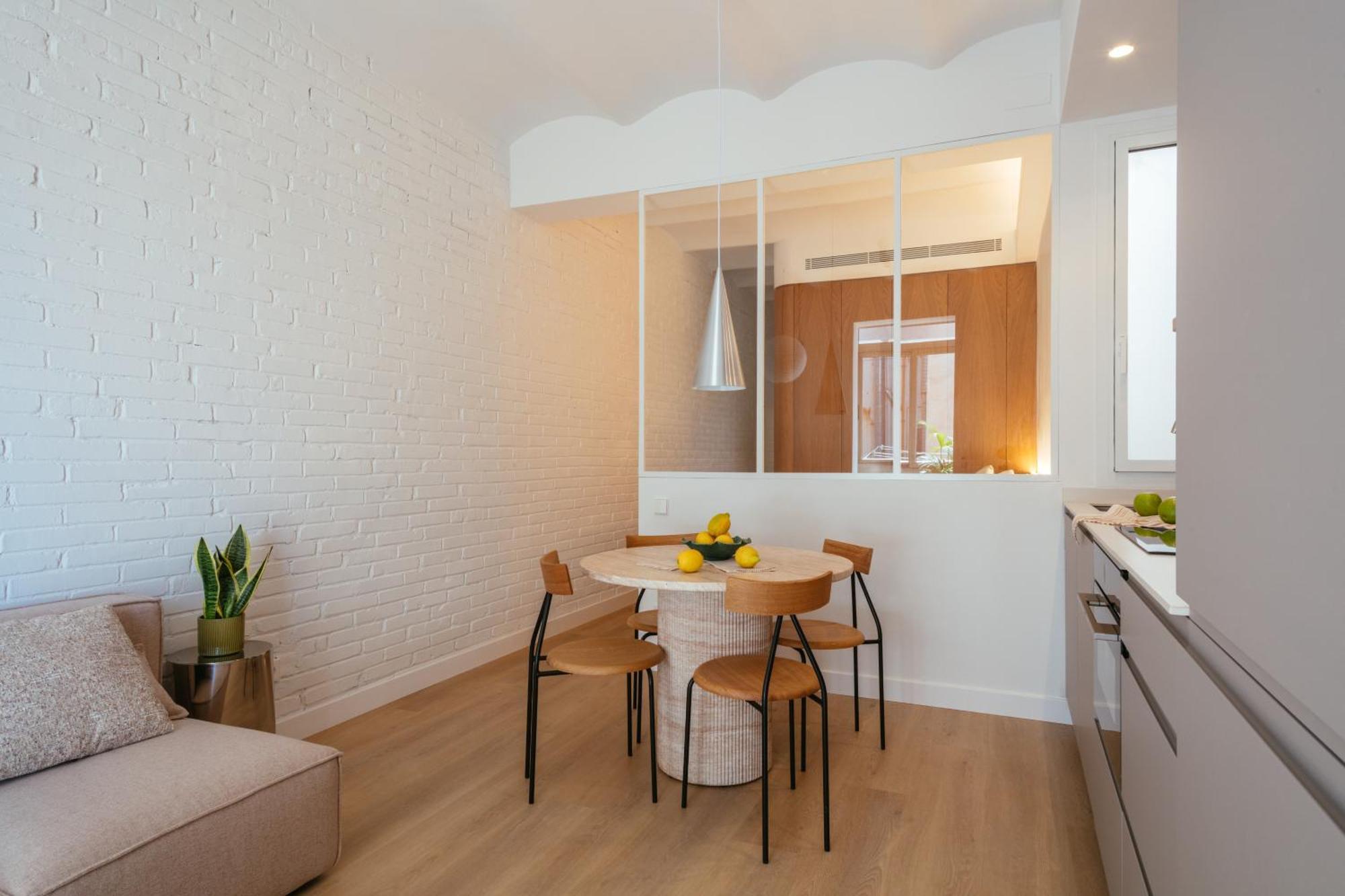 Newly Renovated Stylish Eixample - Great Location Barcellona Esterno foto